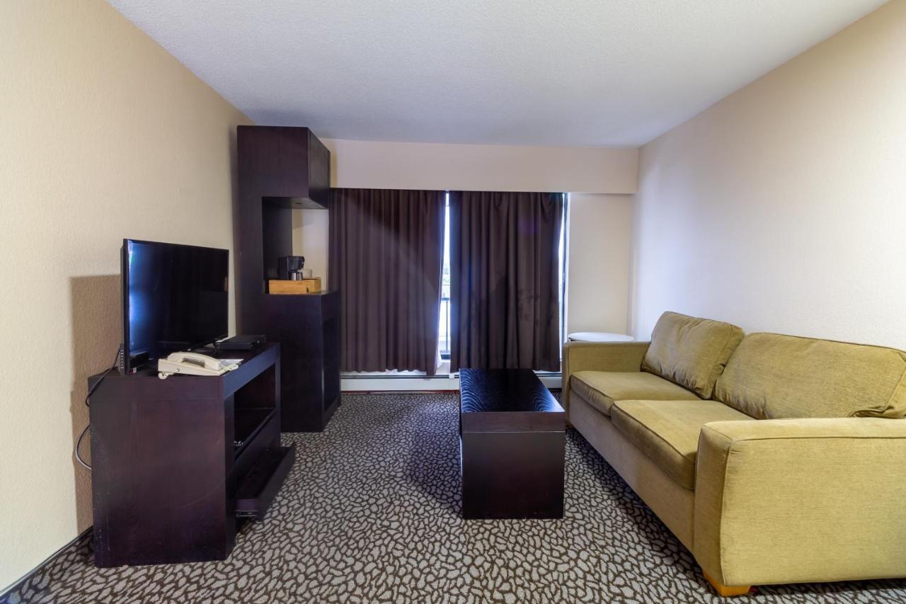 برنس جورج North Star Inn & Suites المظهر الخارجي الصورة